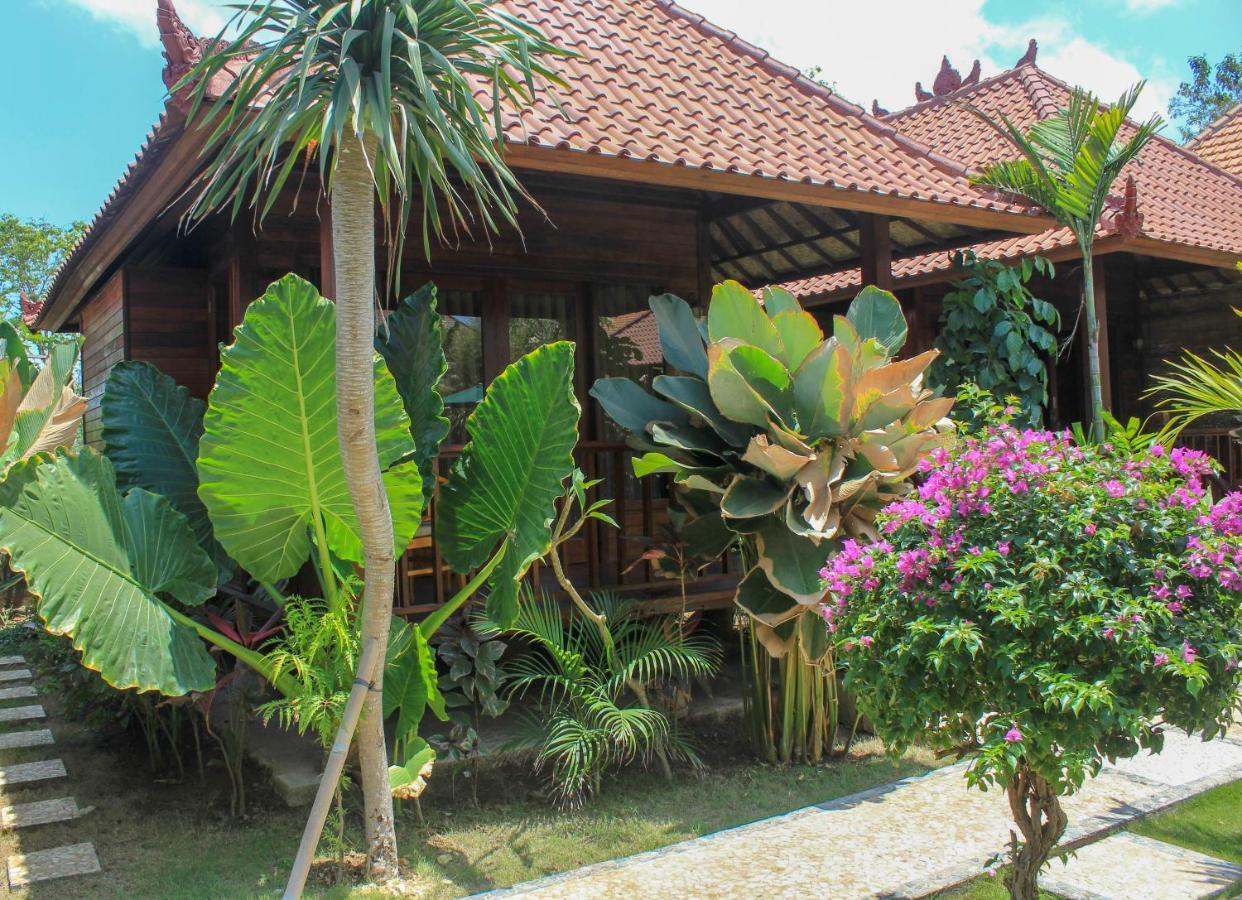 Pattri Garden Lembongan Hotel Nusa Lembongan  Exterior photo
