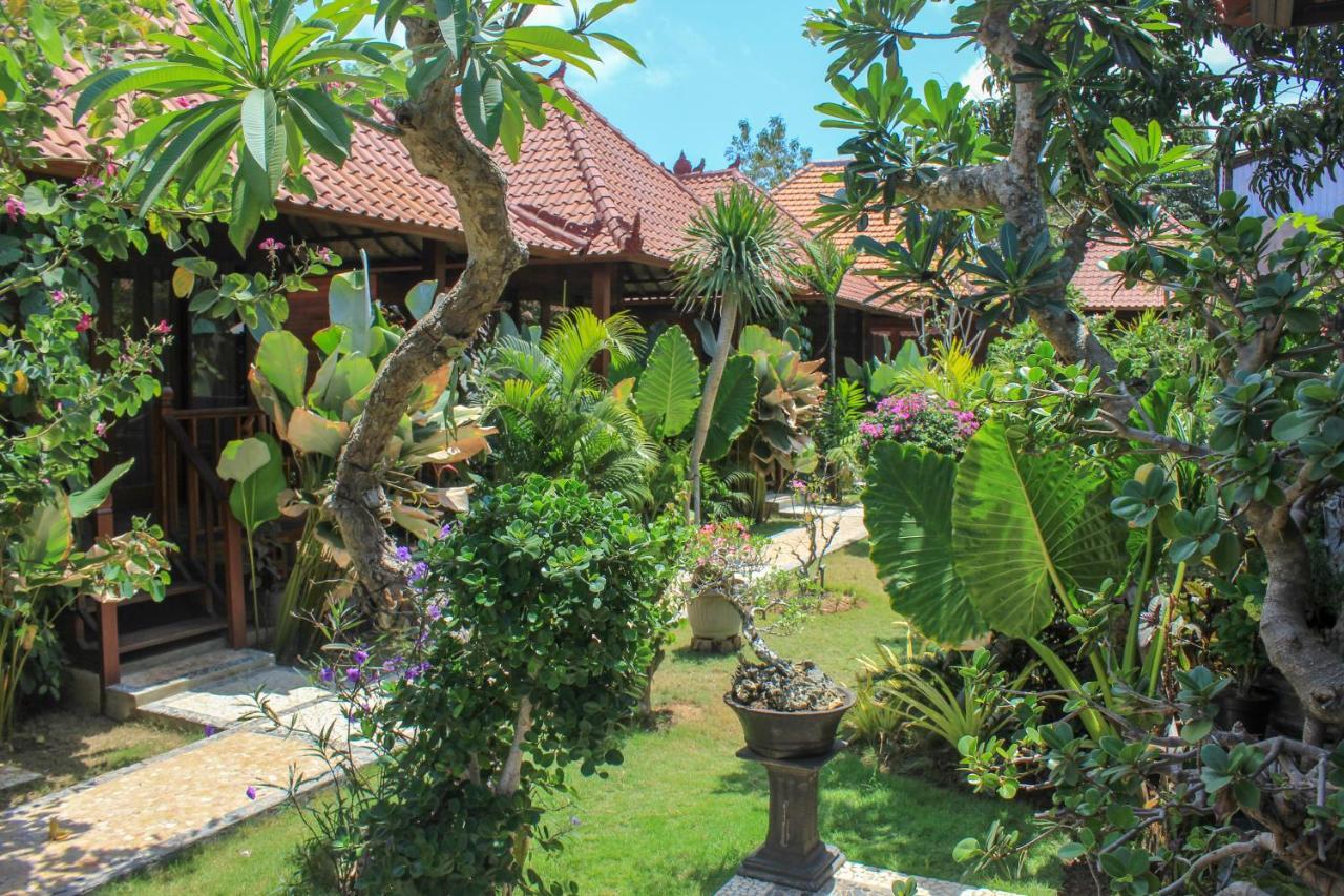 Pattri Garden Lembongan Hotel Nusa Lembongan  Exterior photo